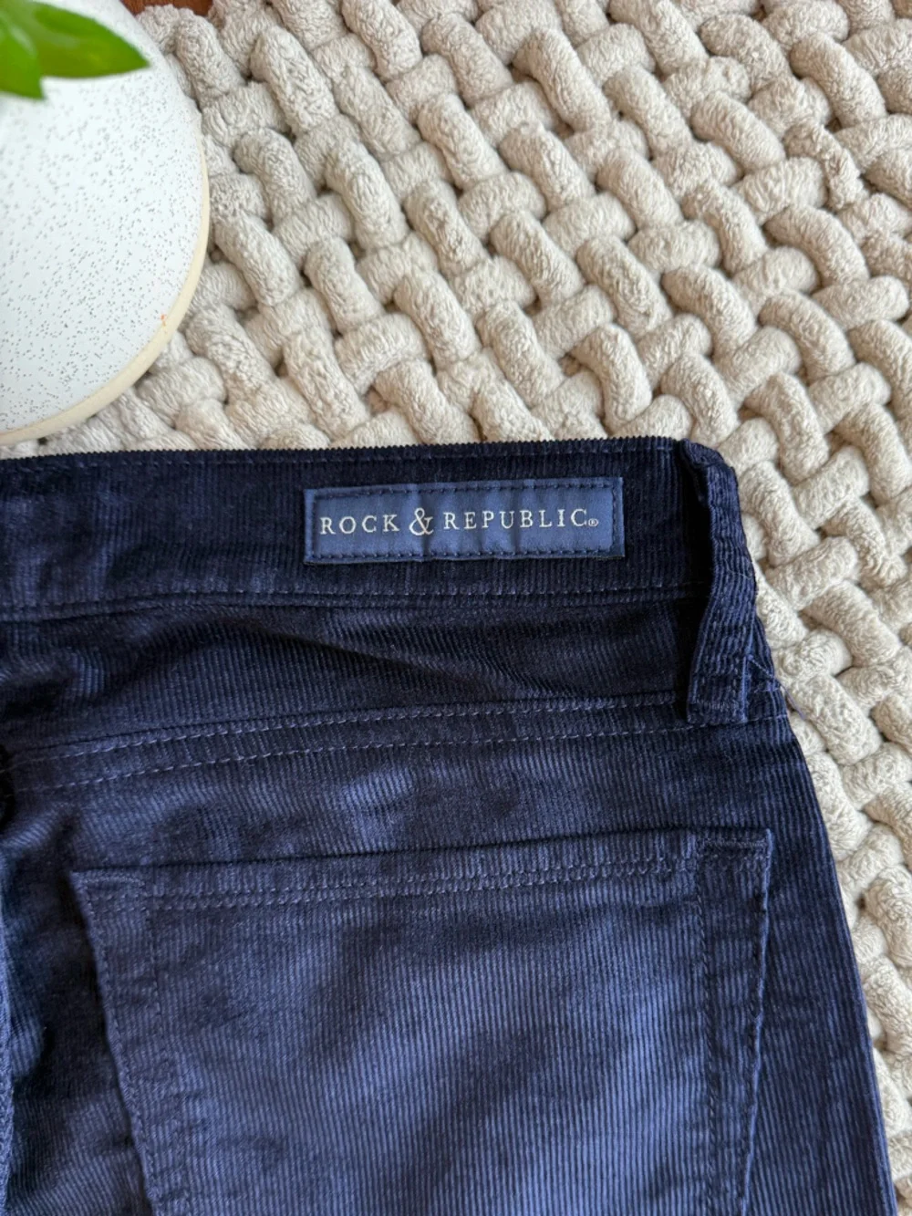 Rock and Republic | Women’s Berlin Corduroy Pants in Navy Blue | 6